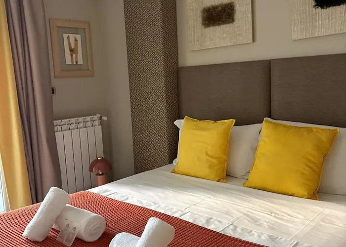 Ladolcevita-chic Designer Large Terrace